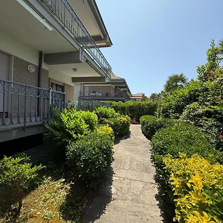Sorrento Life 1 아파트 *
